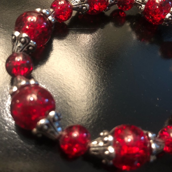 Glass & Metal Handmade Bracelet - Picture 3 of 4